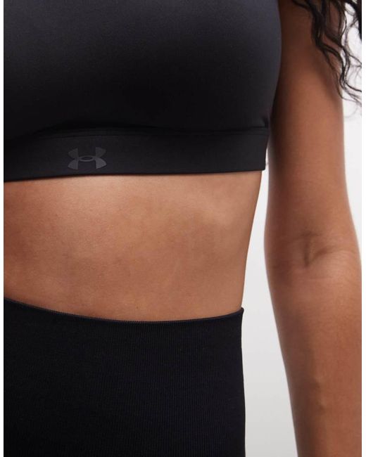 Effortless di Under Armour in Black
