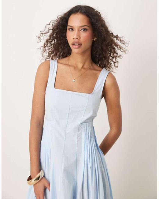 Vestito Midi Con Scollo Rotondo E Pieghe di ASOS in Blue