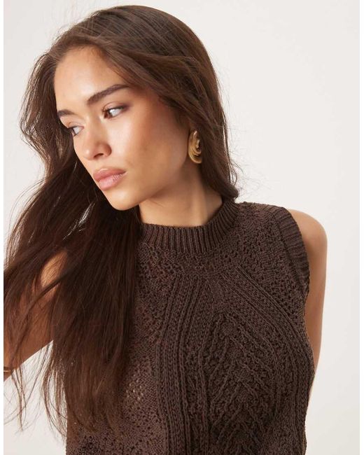 Top Senza Maniche di ASOS in Brown