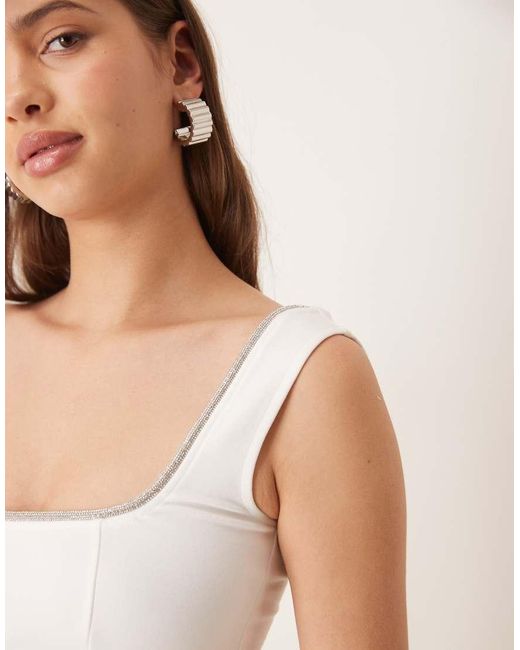 Top De Tirantes De Punto Roma Con Ribete De Strass De (Parte De Un Conjunto) ASOS de color Natural