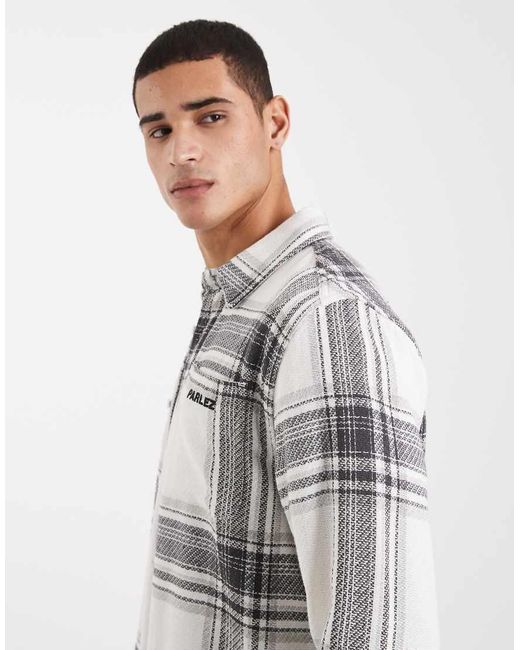 Camisa Negra Y Blanca A Cuadros De Manga Larga Con Logo De Parlez de hombre de color Gray