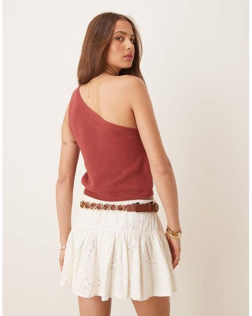 ASOS Gebreide Top Met Blote Schouder En Opgestikte Bloemen in het Red