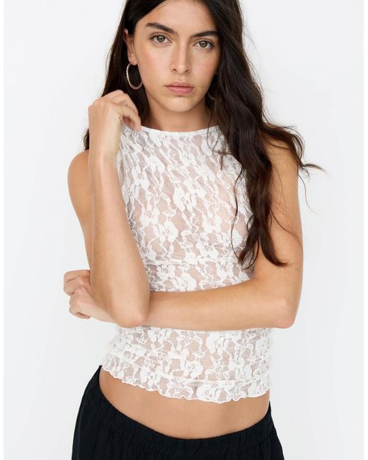 Top en dentelle froncé sur les côtés - beige Pull&Bear en coloris White