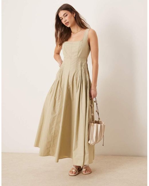 Vestito Midi Color Stucco Con Vita A Pieghe E Scollo Rotondo di ASOS in Natural