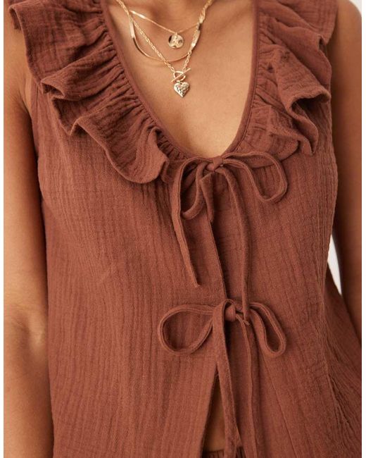 Top Chocolate Con Detalle De Lazada Y Volante De Gasa Tina De (Parte De Un Conjunto) Nobody's Child de color Brown