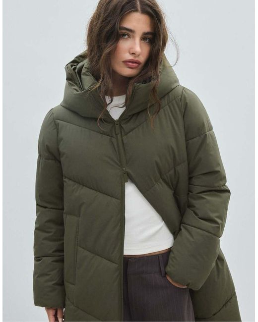 Stradivarius Basic Gewatteerde Jas in het Green