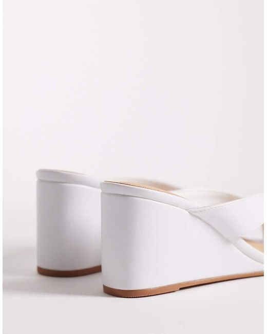 Ines di SEQWL in White
