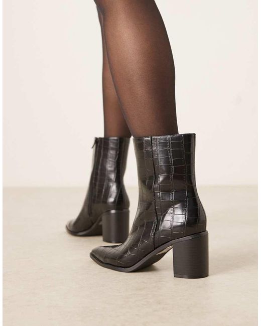 Glamorous Black Pointed Toe Ankle Boots