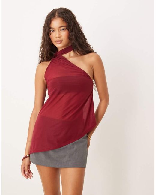 ASOS Asymmetrische Top Met Doorschijnend Sjaaldetail En Lange Pasvorm in het Red