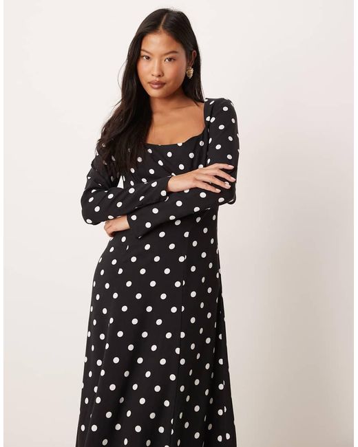 Nobody's Child Petite Black Delilah Square Neck Midi Dress