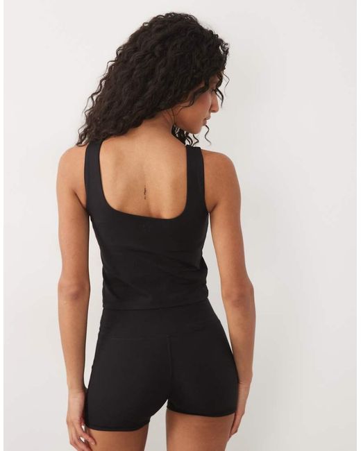 4505 Black Soft Touch Scoop Neck Vest With Inner Bra And Removable Padding