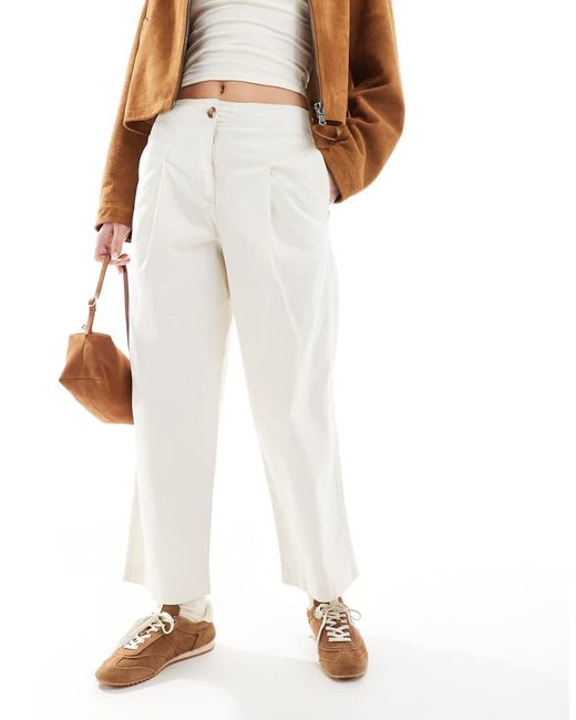 Chino Con Vita Semplice Color Latticello di ASOS in White