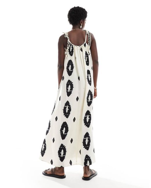 Vestido Largo Con Estampado Abstracto De ONLY de color White
