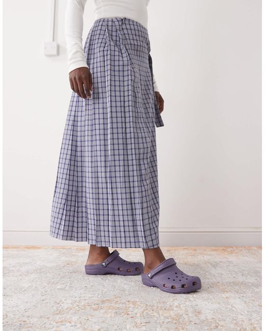 CROCSTM Purple Classic Clogs