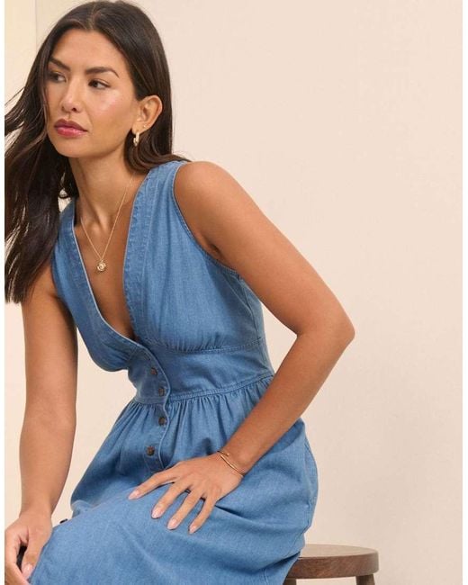 Nobody's Child Blue Mid-Wash Denim Sleeveless Starlight Midi Dress