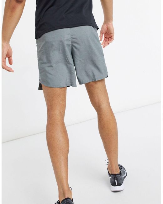 nike challenger 7 inch shorts grey