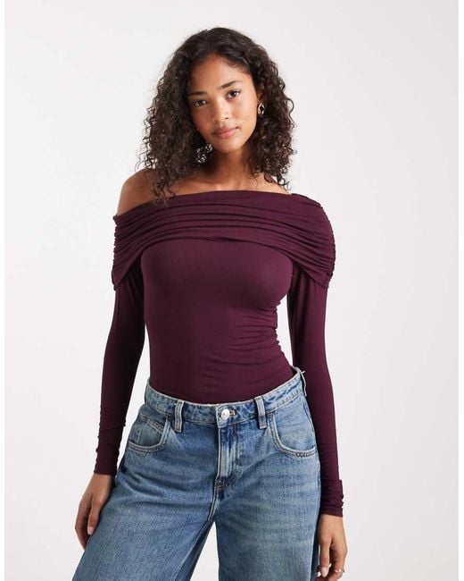 Miss Selfridge Asymmetrische Bardot-Body in het Purple
