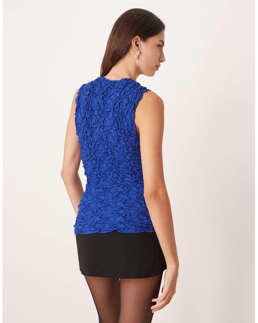 Top sans manches texturé avec détail en relief - vif Y.A.S en coloris Blue