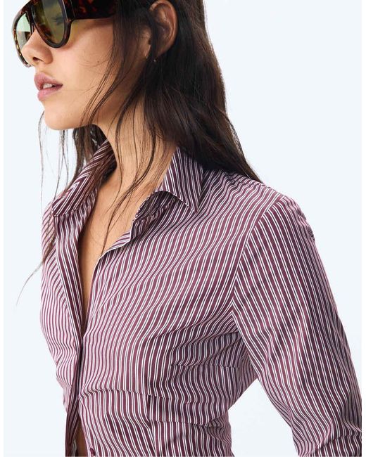 Camicia Basic Aderente A Righe di Stradivarius in Purple