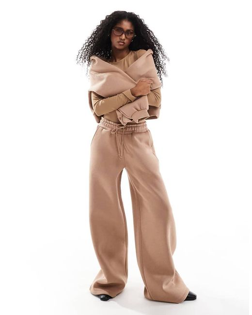 Joggers A Fondo Ampio Foderati di Miss Selfridge in White
