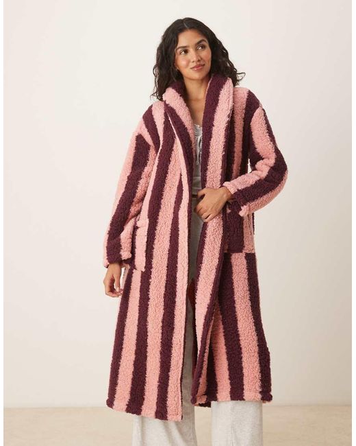 Vestaglia Lunga Bordeaux E A Righe di Threadbare in Red