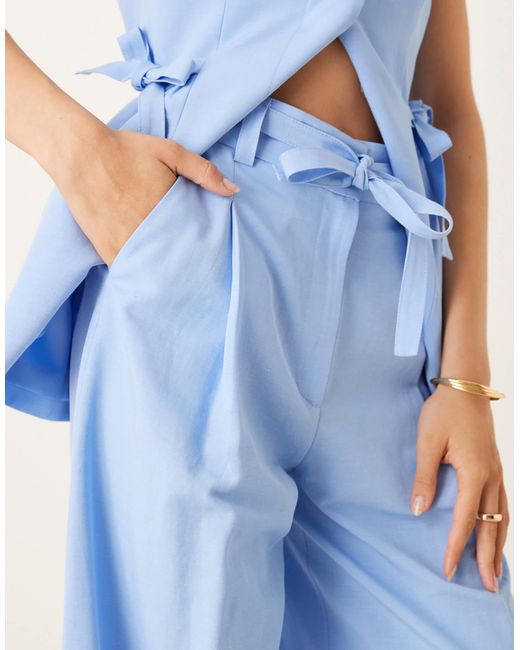 Pantalon d'ensemble en lin mélangé noué à la taille ASOS en coloris Blue