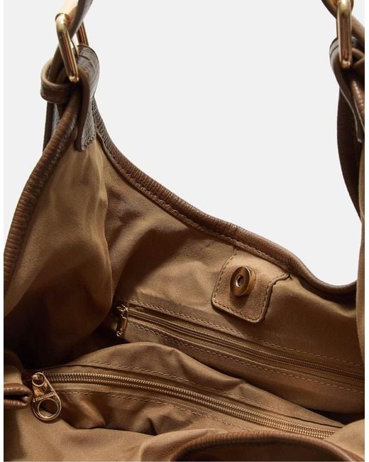 Sac en imitation daim à franges oversize - caramel Stradivarius en coloris Brown
