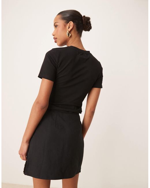 Never Fully Dressed Natural – gehäkelter mini-wickelrock