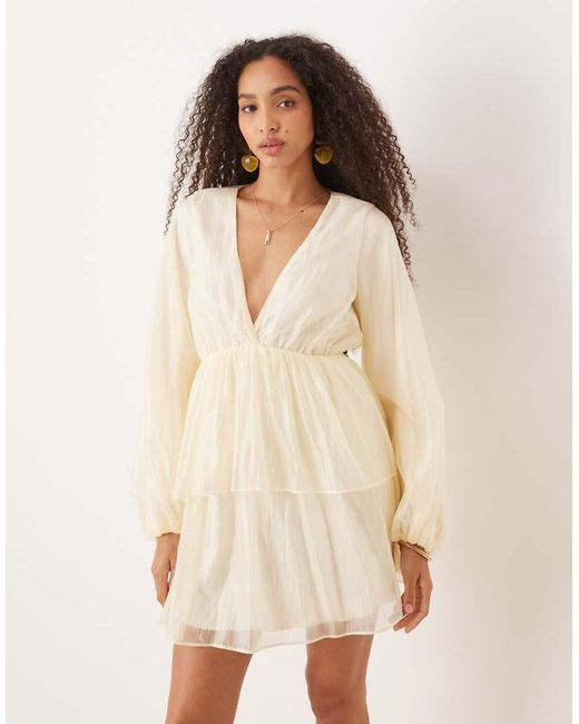 Gina Tricot Mini-Jurk Met Lange Mouwen En V-Hals in het Natural