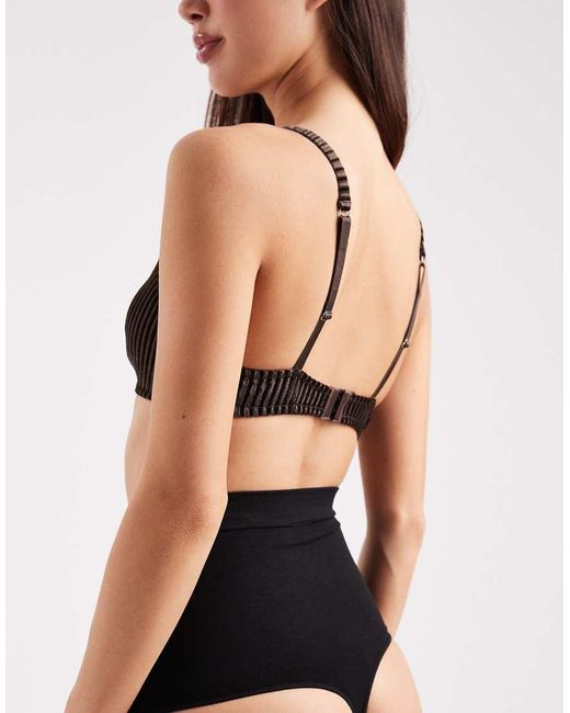 New Look Black Seamless Shaping Highwaisted Thong