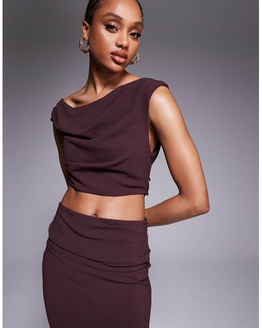 Vestido Largo Marrón Ganache Con Hombro Caído Y Diseño Efecto Dos Piezas De Asos Design Tall ASOS de color Purple