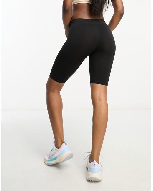 Pieces Black Seamless legging Shorts