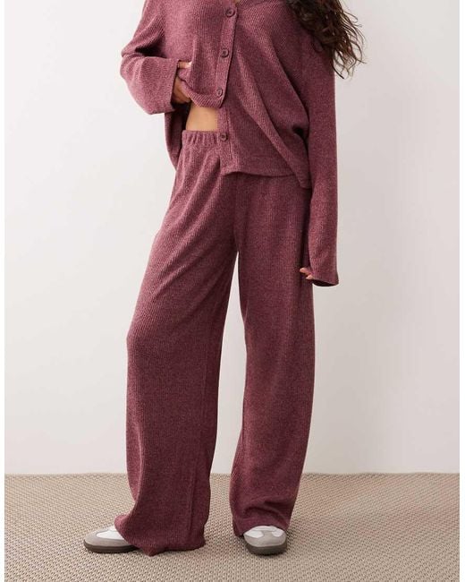 ASOS Zachte Geborstelde Geribbelde Broek Met Wijde Pijpen in het Red