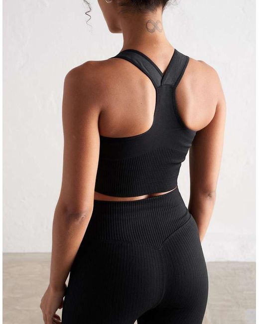 Aim'n Black High Support Ribbed Bra