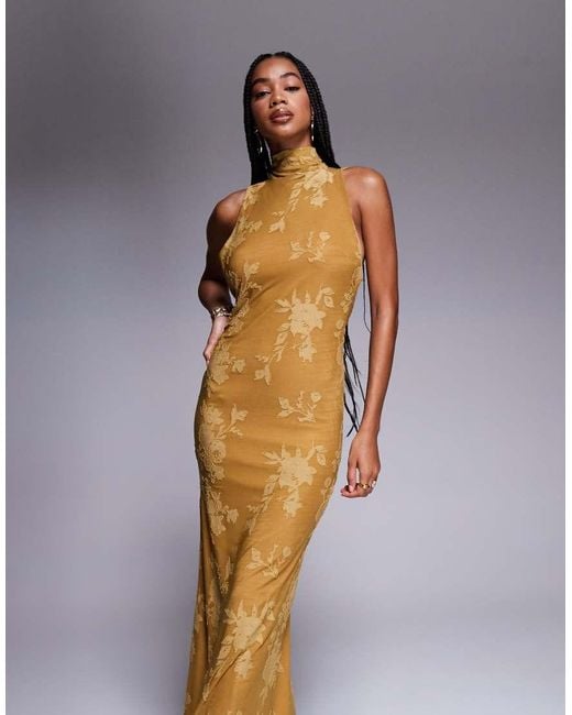 Vestito Lungo Allacciato Al Collo Color Bronzo Con Schiena Scoperta E Dettaglio Drappeggiato di ASOS in Metallic