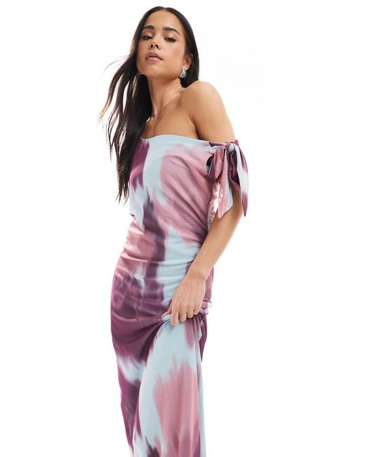 Vestido Largo Morado Asimétrico Con Estampado Difuminado Y Hombro Caído De Malla De Vero Moda de color Purple