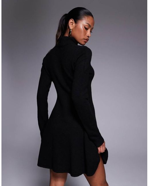 Kaiia Exclusives in het Black