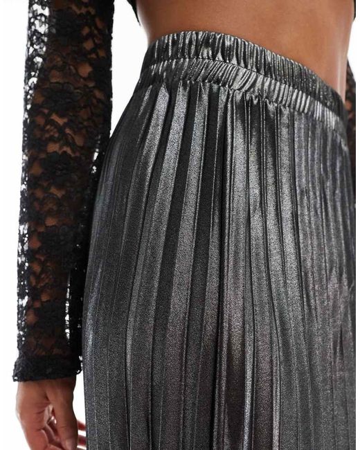 ONLY Black Pleated Maxi Skirt