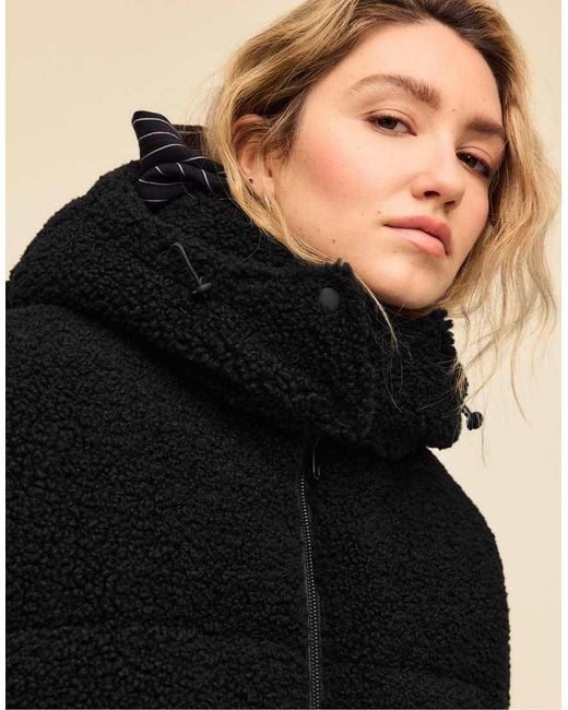 Stradivarius Black Combined Padded Coat With Faux Sheepskin Effect