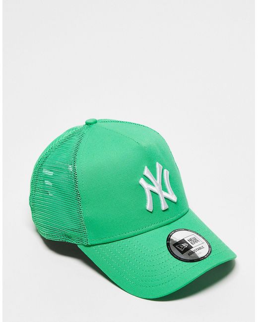 KTZ Green New York Yankees Mesh Back Trucker