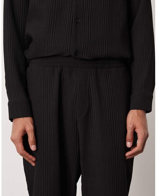 Pantalones Negros Plisados De Corte Tapered De (Parte De Un Conjunto) ASOS de hombre de color Black