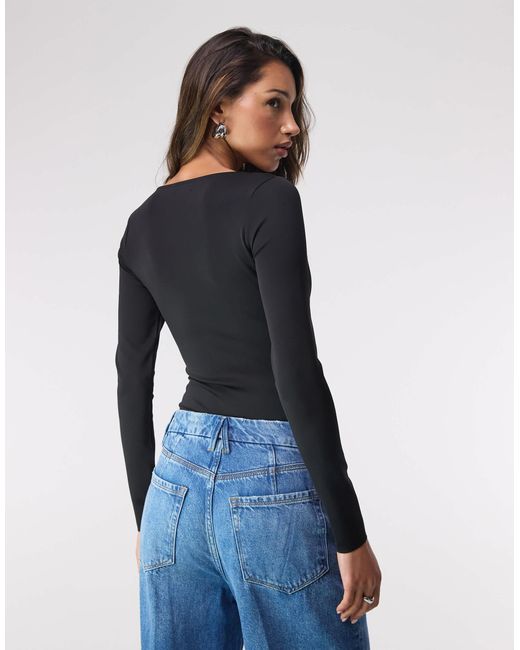 GOOD AMERICAN Blue Sculpting Scoop Neck Long Sleeve Bodysuit