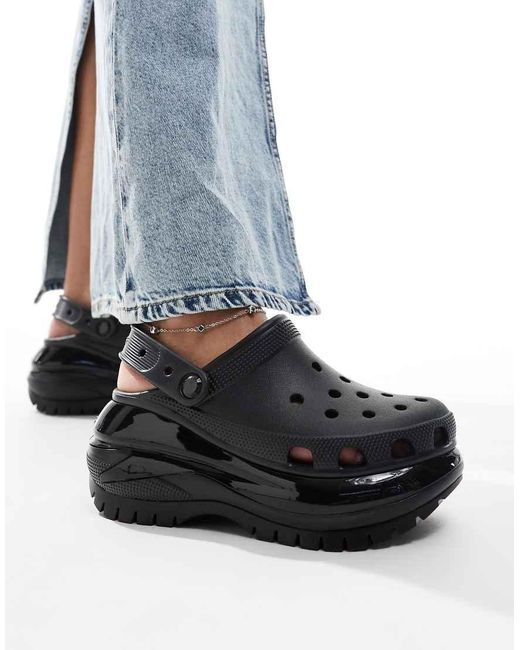 CROCSTM Black Mega Crush Clogs