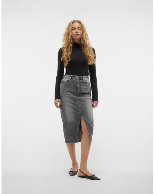 Curve di Vero Moda in Gray
