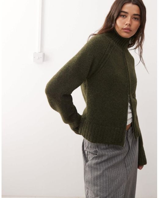 Weekday Multicolor – strickjacke aus flauschigem wollmix