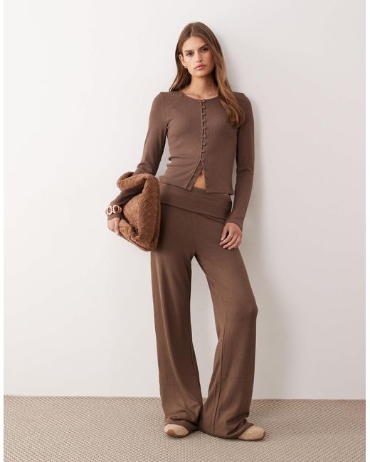 Pantalon côtelé à taille rabattue avec détail froncé - chocolat ASOS en coloris Brown
