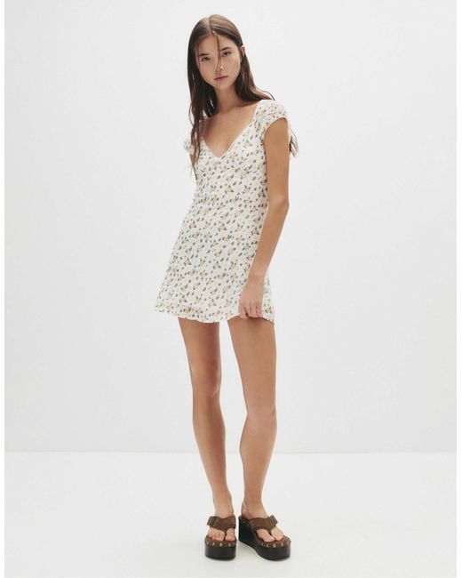 Pull&Bear White – kurzes, strukturiertes kleid