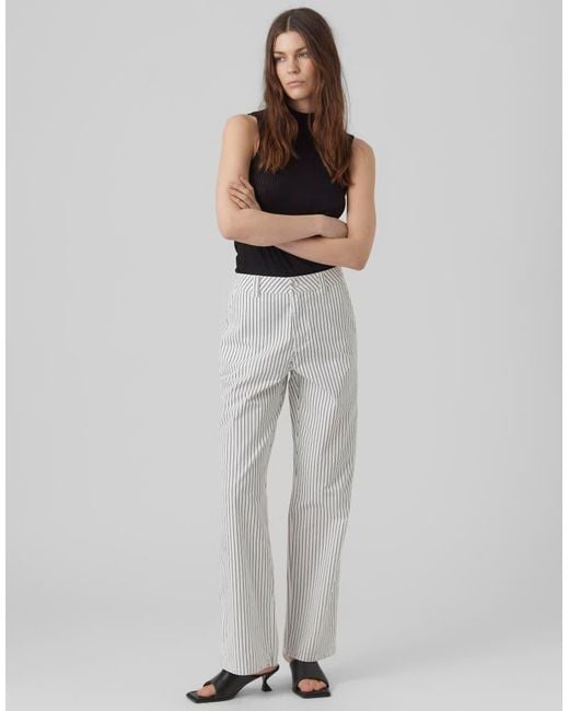 Pantalones Blancos Cargo De Vero Moda de color Gray