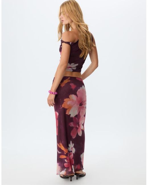 Stradivarius Midirok Van Tule Met Print in het Red