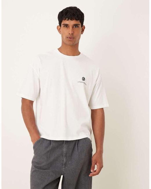 Camiseta Blanca De Corte Cuadrado Extragrande Con Estampado Gráfico De Texto De ASOS de hombre de color White